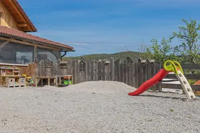 Lukec Homestead Adventure Stay - Happy Rentals - Image 3