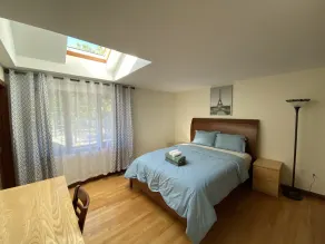 Terrific vacation house only 4.5 miles away from downtown Boston - Image 5