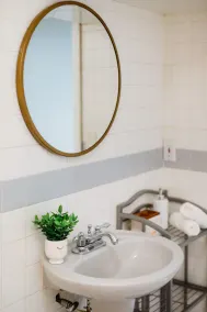 Welcome to our charming and newly remodeled home, close to everything - Image 5