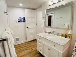 Very clean, modern, and well-appointed daylight basement apartment. - Image 4