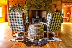 Dog Friendly Log Cabin + Wood Stove + Sauna + High Speed WiFi! 25 min to Stowe! - Image 2