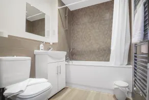 ✨Contemporary 2 Bedroom in the heart of Stevenage - Fully Furnished✨ - Image 3