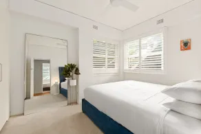 Spacious 3-Bed Home in Princeton Pearl Double Bay - Image 4