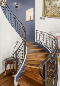 Comfortable Home w Pool & Hot Tub in the heart of trendy Sherman Oaks - Image 3