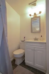 Coastal Haven in West Dennis - Image 3