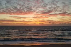 Oceanfront Elegance - Luxurious 6BR Beach House with Hot tub & spacious Balcony and Breathtaking Views! - Image 5
