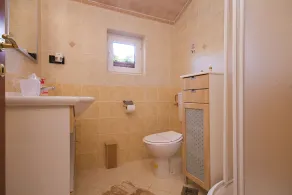 Cozy house with sea view, garden and terrace, free WiFi - Image 3