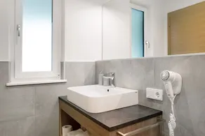 Ferienwohnung 'Bacchushof Lagrein' mit Bergblick, Balkon und geteiltem Schwimmbad - Image 2