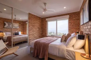 House on the Hillside with City Views Sleeps 12 - Image 4