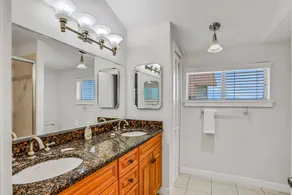 Dog-friendly beachfront home with beach access, deck, fireplace, W/D, AC - Image 3