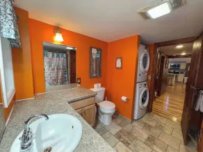 Blue Lake Cottage - Pet Friendly Rental - Image 3