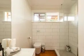 Sunny Central Stay, Entire Unit - Image 4