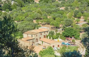 Stunning home in Estellencs - Image 4