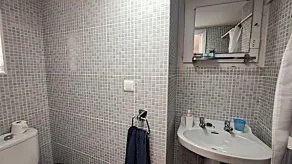 2 Bed Villa - Sleeps 5 - Private Pool & Garden - Image 3