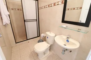 Gallery Flat [402A] - Image 2