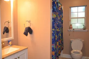 AWESOME/LUXURY/PERFECT LOCATION/PVT HOME @SE/Mandarin  - Image 3