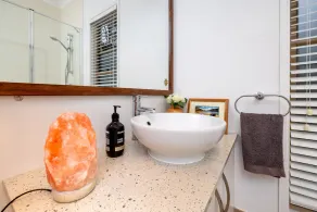 Eco House with private pond & forest. Noosa Hinterland Retreat - Image 3