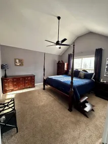 Blackbeard’s Lakefront Bungalow - convenient location with year-round lake views - Image 3