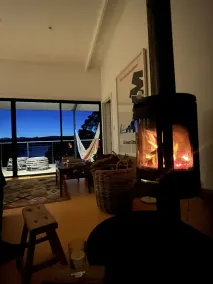 Charming Dennes Point house close to the beach - Image 2