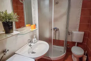 Holiday apartment 100 m from the Adriatic Sea - Image 3