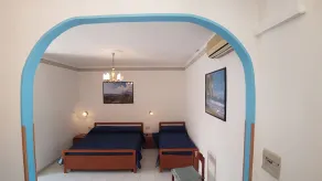 communal terrace apartment - Image 5