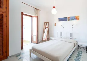 House with independent entrance - Image 5