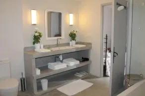 Rummelig, lys og smukt renoveret. Et hjem hjemmefra for de kræsne. - Image 2