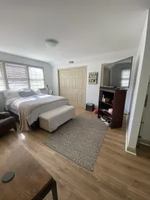 Location Location, spacious 5Br 4 bath house in oldtown w/hot tub & firepit. - Image 4