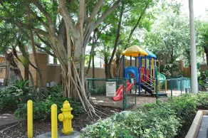 6-502 Amazing Water View - Three Bedrooms - Image 4