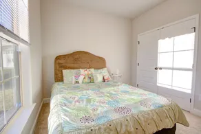 Great secure and very peaceful place Only 12 miles from the airport - Image 5