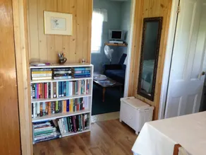 Cottage Overlooking Sandy Beach - St. Peter's Harbour - Weekly Rental - Image 5