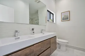 ULTRA LUXURIOUS VILLA 4/3 LARGE POOL PFCT GETAWAY - Image 3