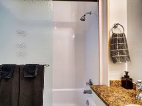 Roomy 4BR home in West Knox w/ Patio - 6mi from UT - Image 3