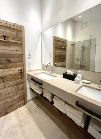 Exclusive country house, modern with old wood in chalet style, sauna and terrace - Image 5