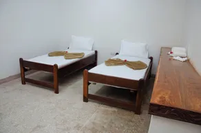 Zamu Beach Hotel - Image 2
