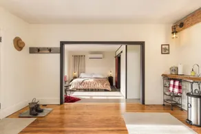 Swisher Farmhouse at Granny Flats - Image 3
