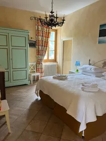 Stunning family villa, nestled within the village of Vorno, south of Lucca - Image 3