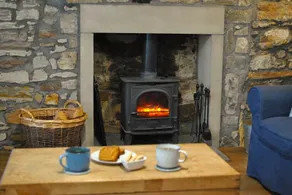 Coast Cottage- traditional fishermans cottage - Image 2