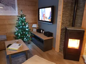 NY CHALET 10MIN AF GERARDMER LUKKET GRUNDLIGE WIFI-SPECIFIKATIONER INKLUDERET - Image 2