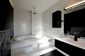 Beautiful and spacious penthouse with big terrace with sea view! - Image 2