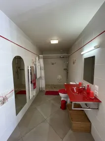Schönes Haus 170 m2, beheiztes und überdachtes Schwimmbad, Whirlpool, klassifiziert 4 Sterne. - Image 4