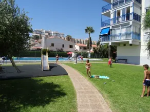 Lägenhet 4/6 personer 1: a rad panoramautsikt över havet med pool - Image 2