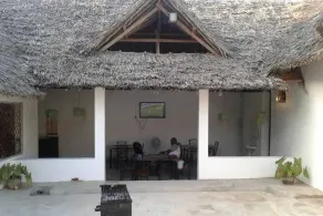 We have affordable lodges close to the beach 3 - Image 5