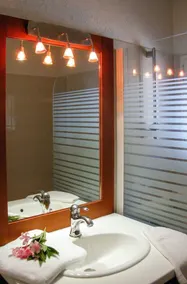 Appartement dans une maison de vacances avec climatisation, piscine, WIFI, TV, patio, animaux admis - Image 2