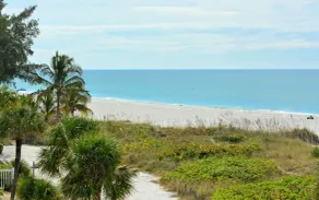 On the Beach: Breathtaking 180 degree views of Gulf of Mexico - Image 4