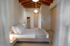 Lagonisi luxurious residence Ruby's Pool Villa - Image 4