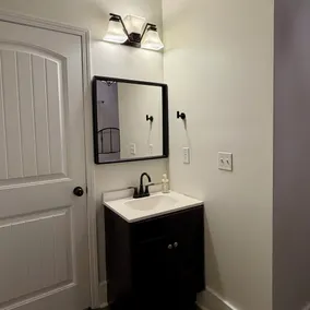Cozy 3br 2bath house in downtown Spartanburg  - Image 3