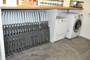 GITE BIEN ETRE DE GRANDE CAPACITE  15 PERS, PISCINE INTERIEURE CHAUFFEE A 29° - Image 2