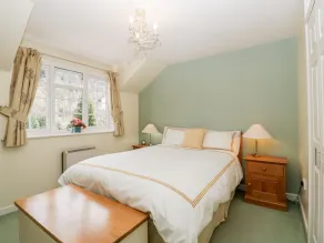 5 Wye Rapid Cottages - Image 5
