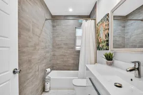 Olas Villa by Rove Travel - Home with Heated Pool - Image 5